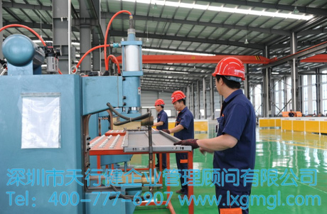 電梯門板平整扭曲度改進